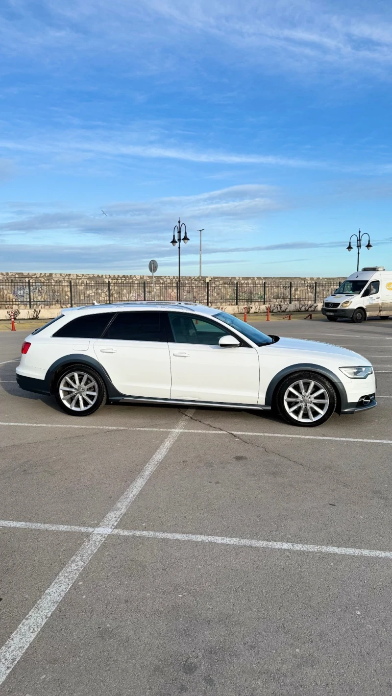 Audi A6 Allroad Комби, снимка 5 - Автомобили и джипове - 53596721