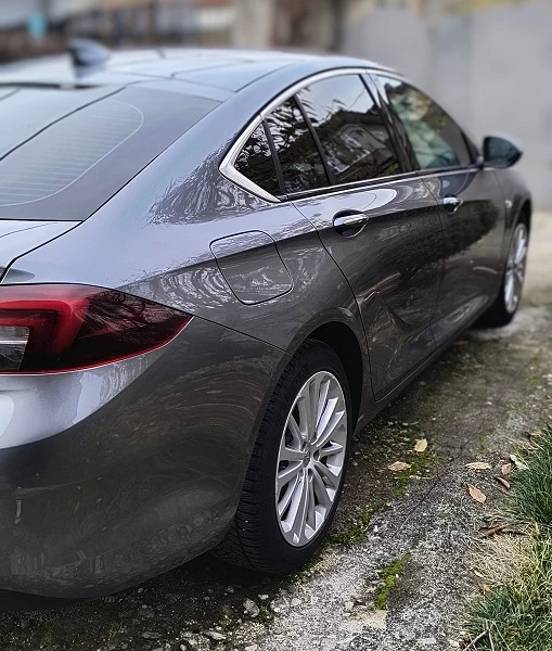 Opel Insignia, снимка 6 - Автомобили и джипове - 52488568