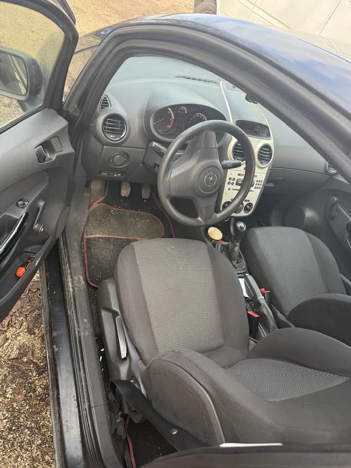 Opel Corsa 1.3cdti, снимка 4 - Автомобили и джипове - 53113303