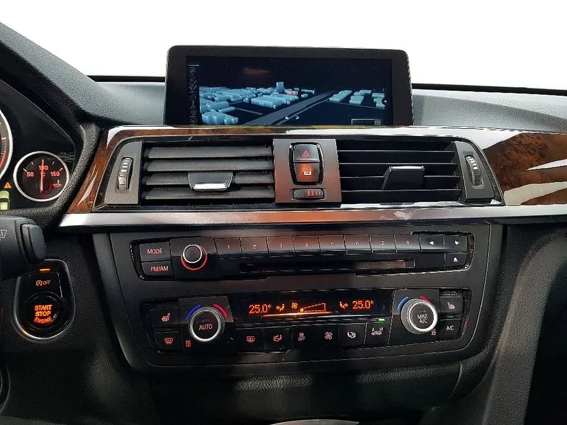 BMW 320 Gt (F34), снимка 12 - Автомобили и джипове - 55898327