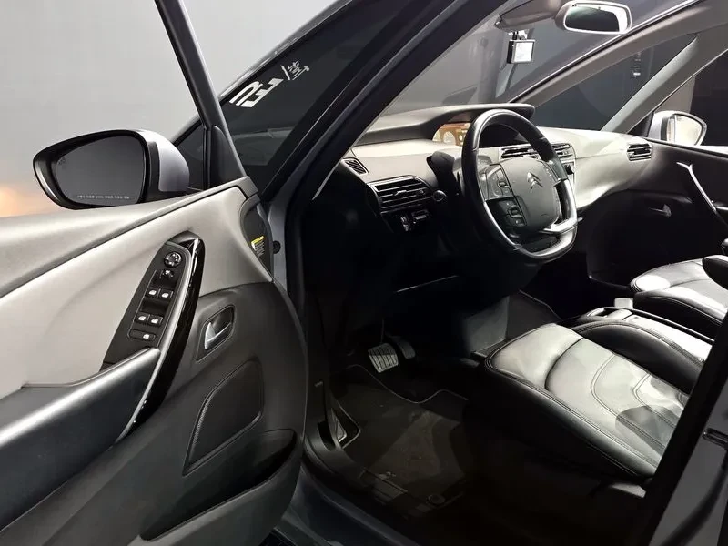 Citroen C4 Picasso 1.6 B-Hdi Feel | Mobile.bg � ����������� 10
