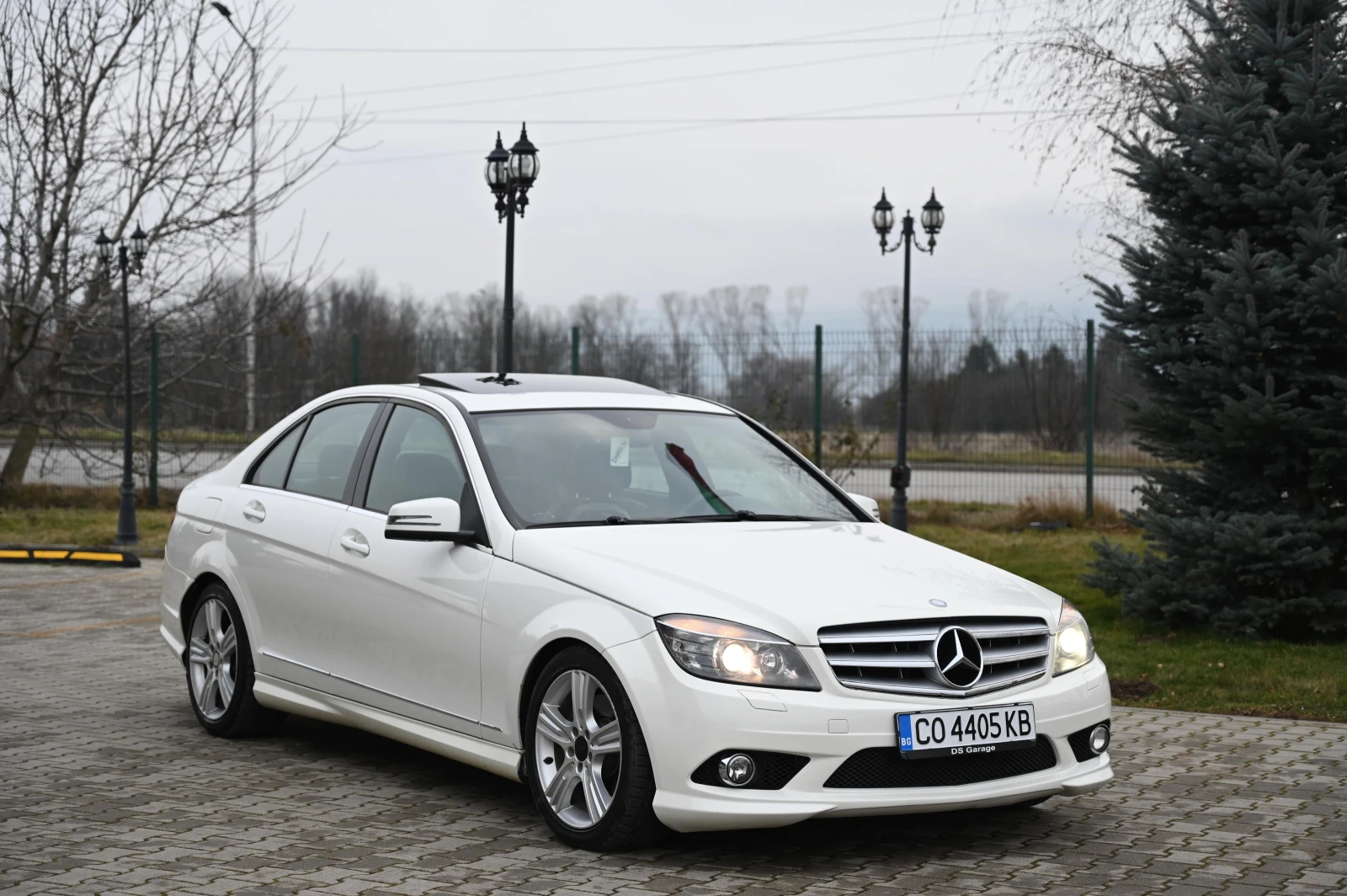 Mercedes-Benz C 300, снимка 1