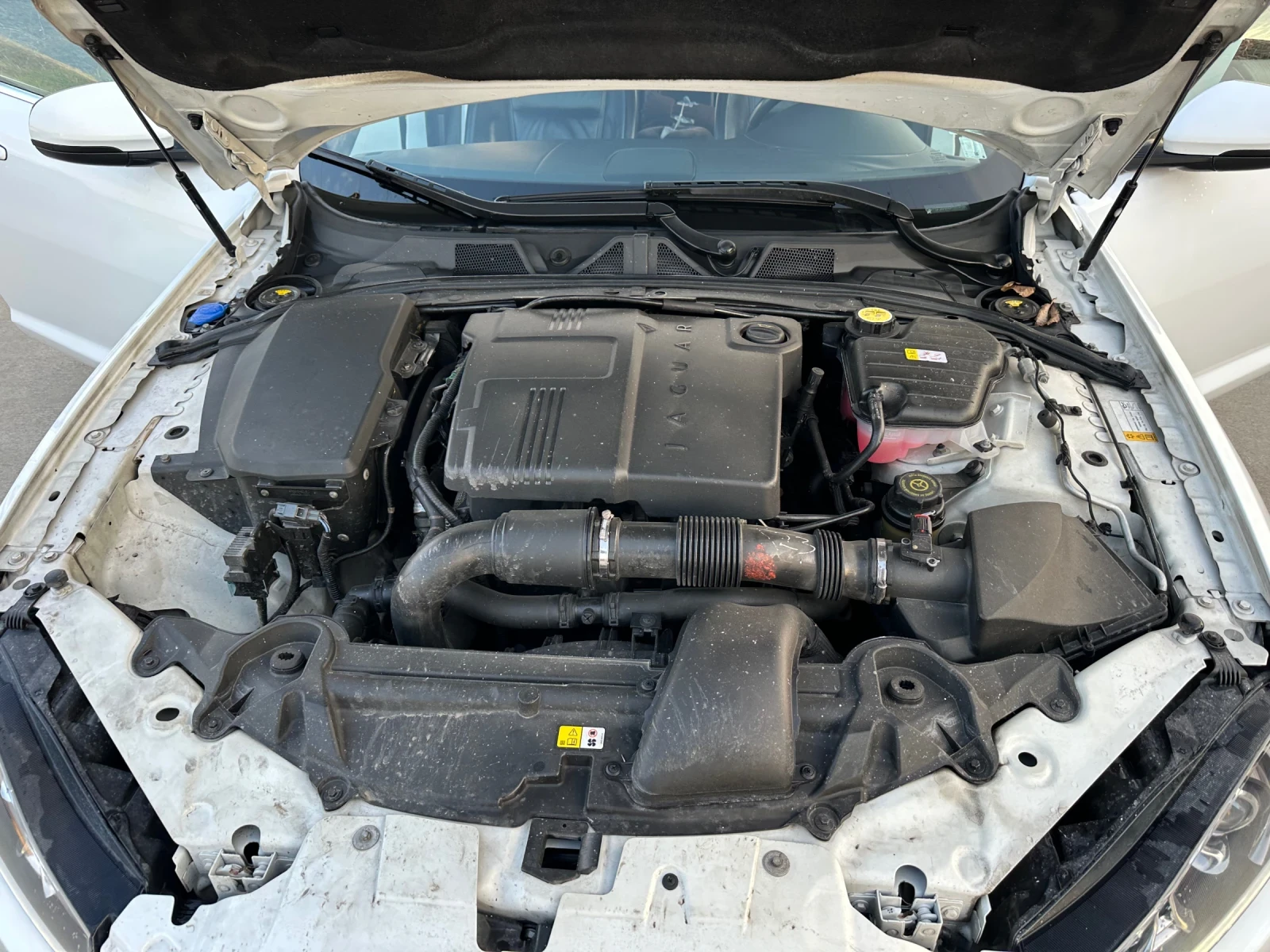 Jaguar Xf 2.2R  | Mobile.bg — изображение 13