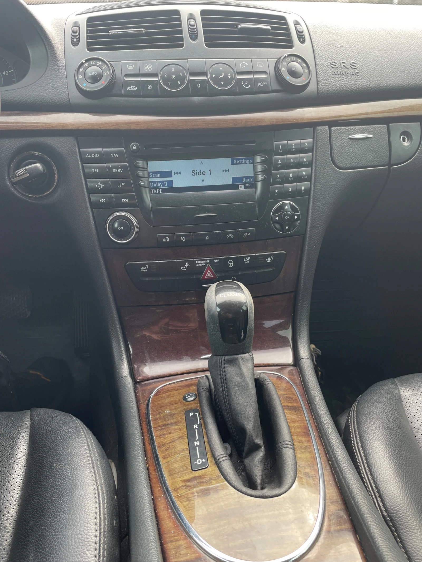 Mercedes-Benz E 270  - изображение 6