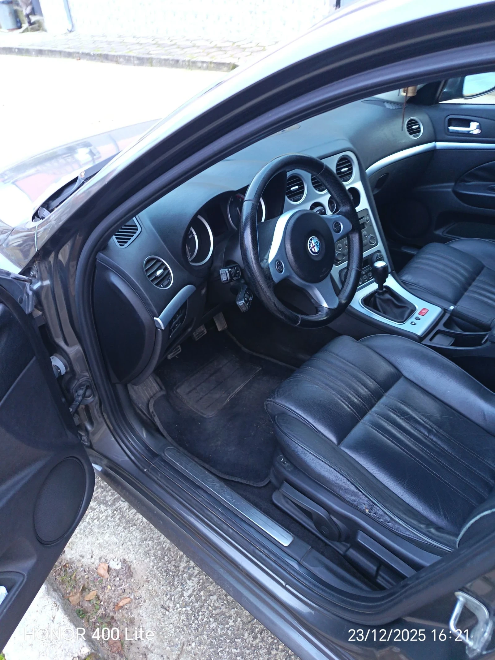 Alfa Romeo 159 sportwagon 2.4 JTDM - изображение 7