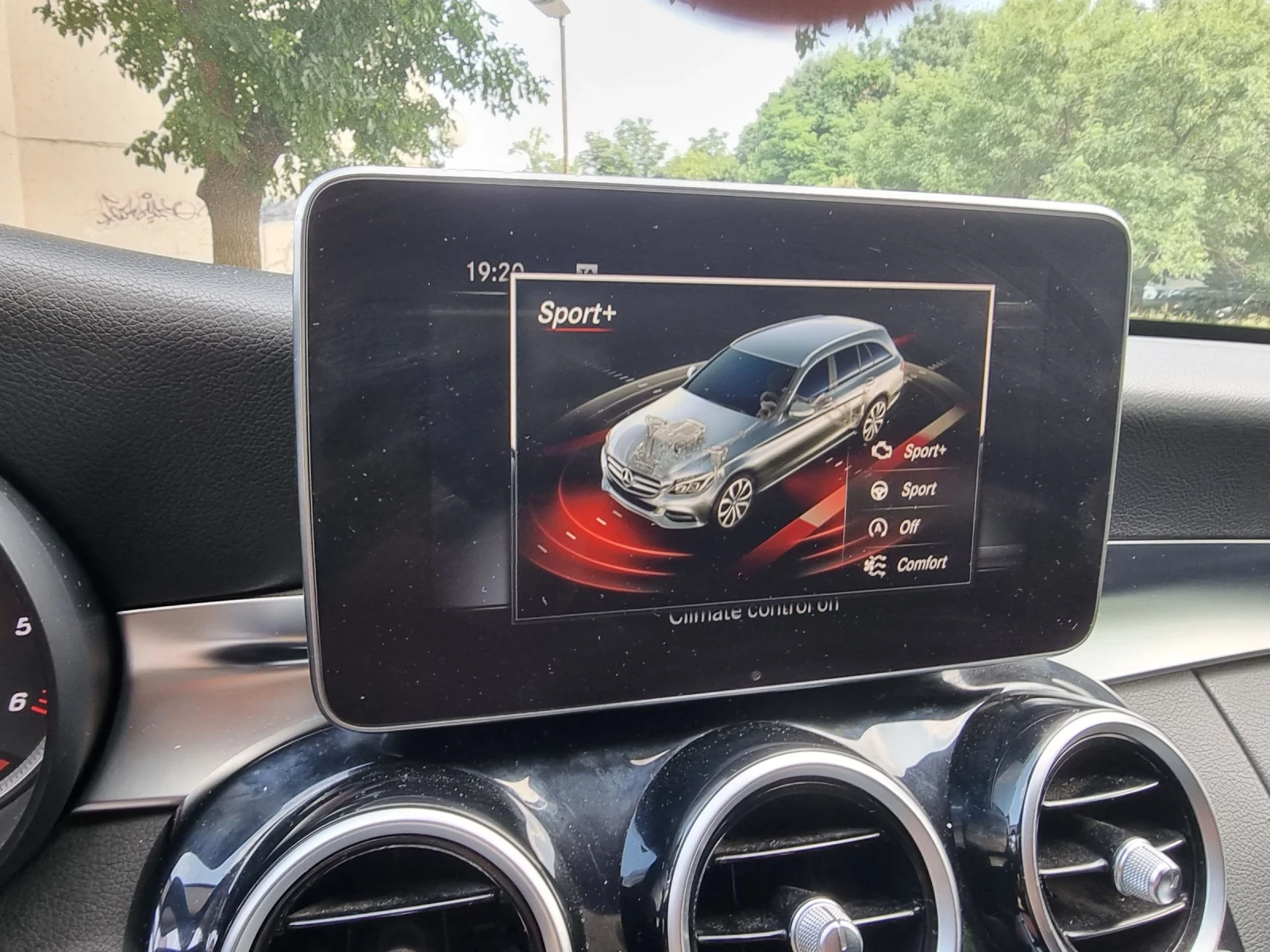 Mercedes-Benz C 220  - изображение 8