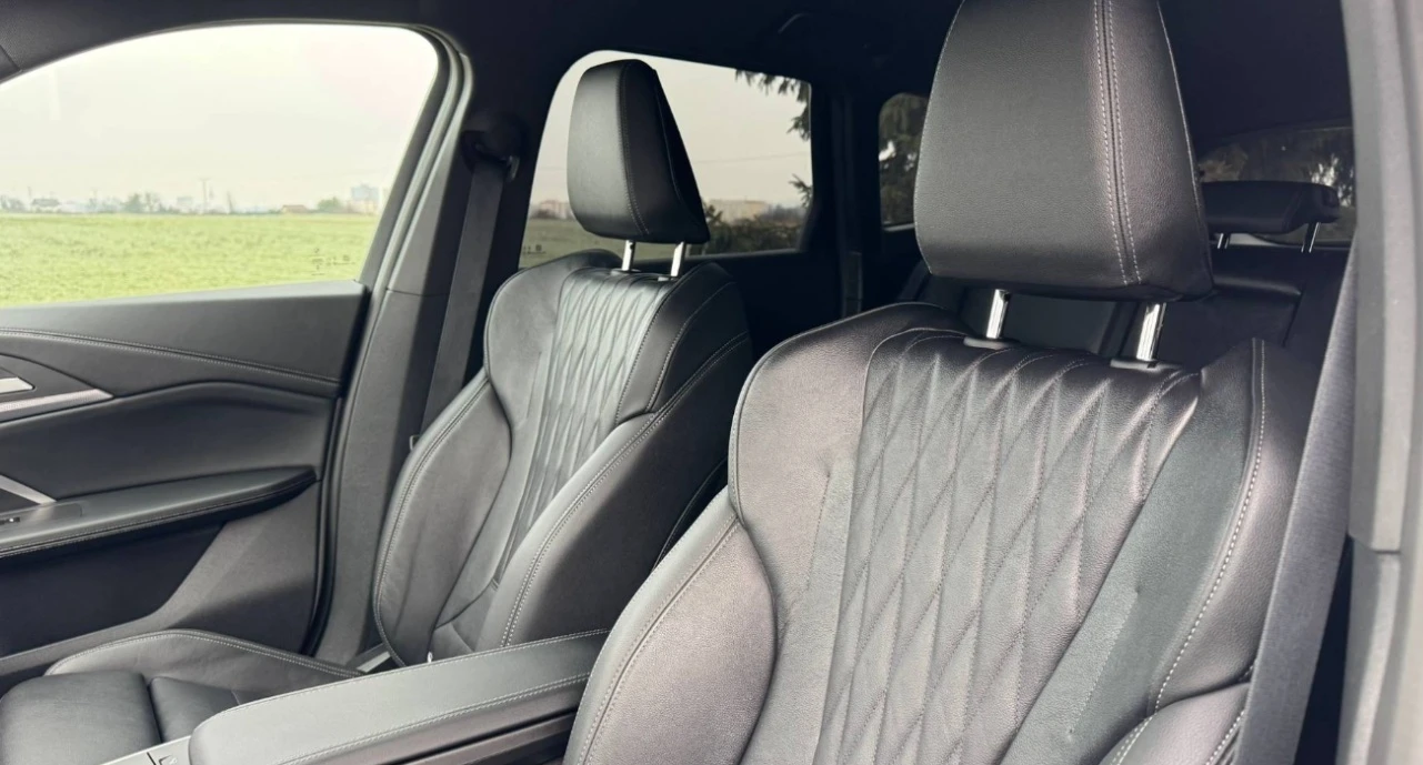 BMW iX1 eDrive20 | Mobile.bg � ����������� 12