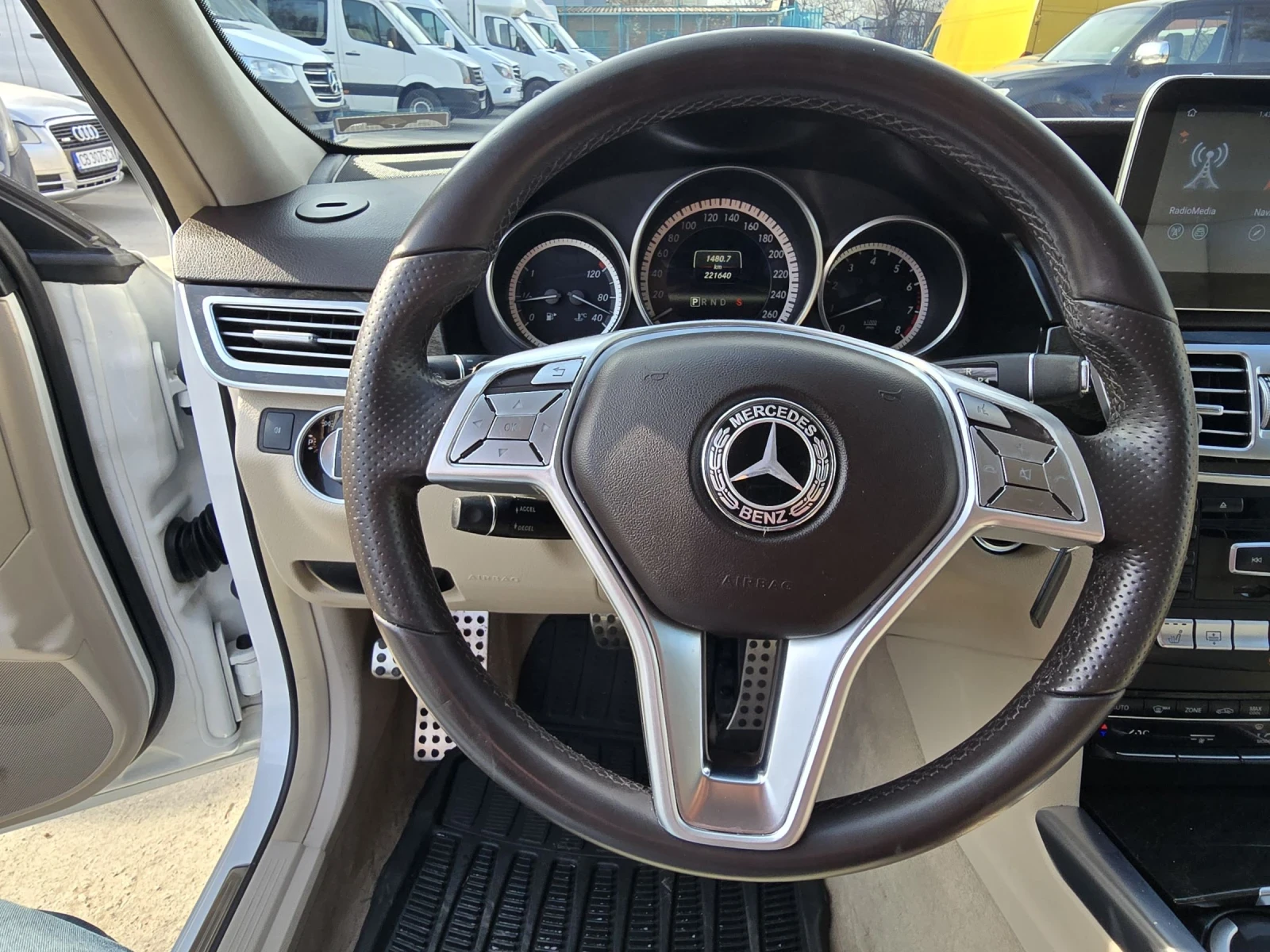 Mercedes-Benz E 350 Е 350 FULL , снимка 12 - Автомобили и джипове - 53719473