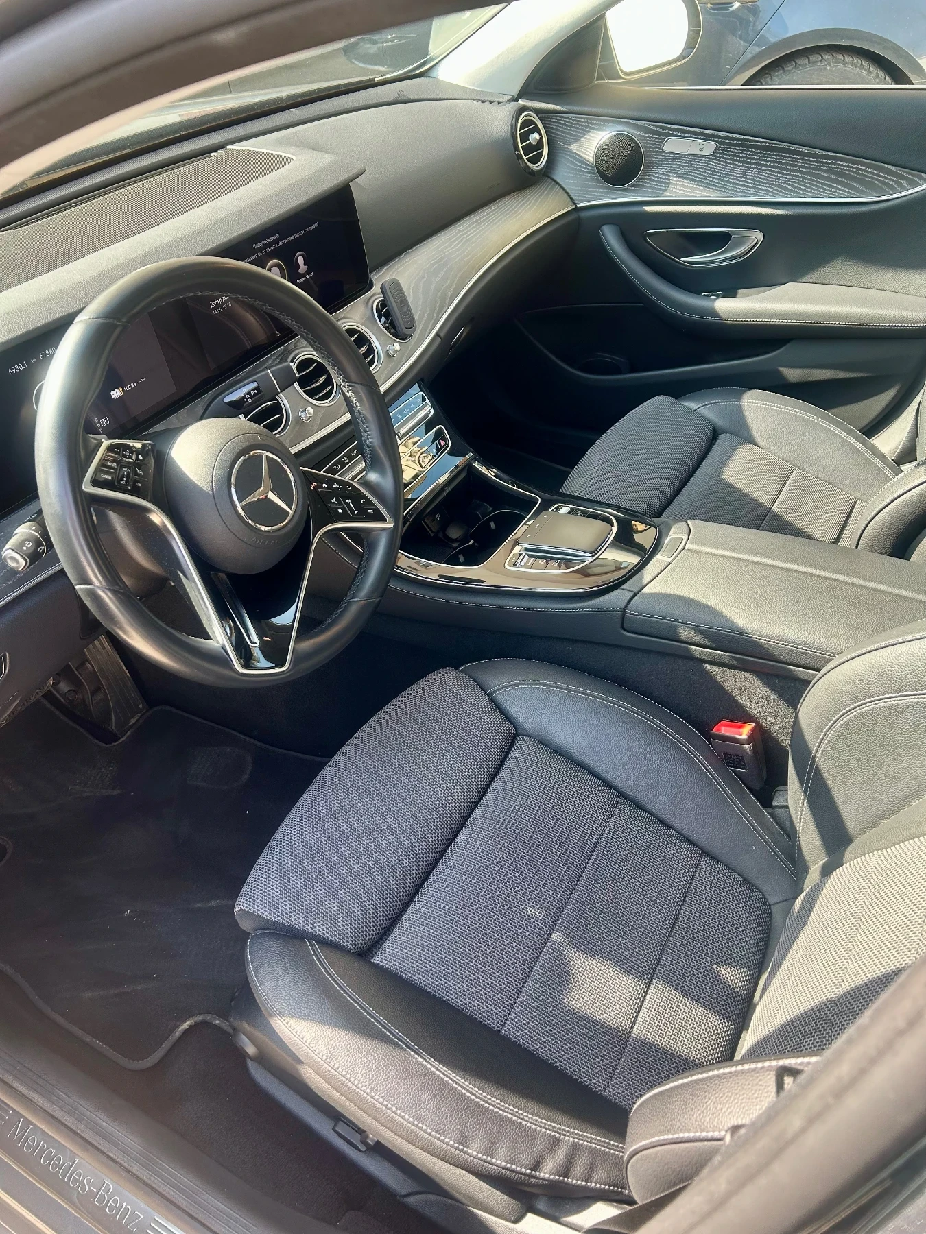 Mercedes-Benz E 300, снимка 9 - Автомобили и джипове - 53726333