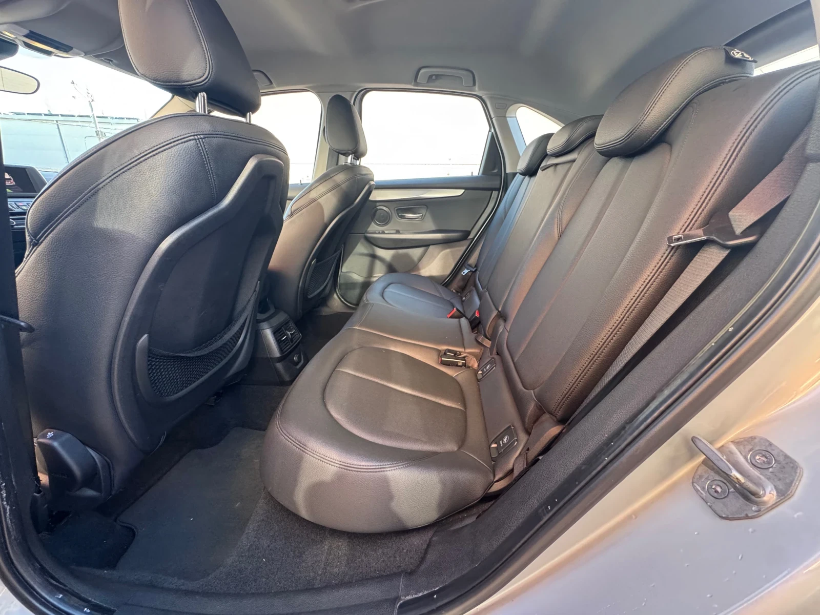 BMW 2 Active Tourer Xdrive 190кс. М пакет, снимка 11 - Автомобили и джипове - 53817288