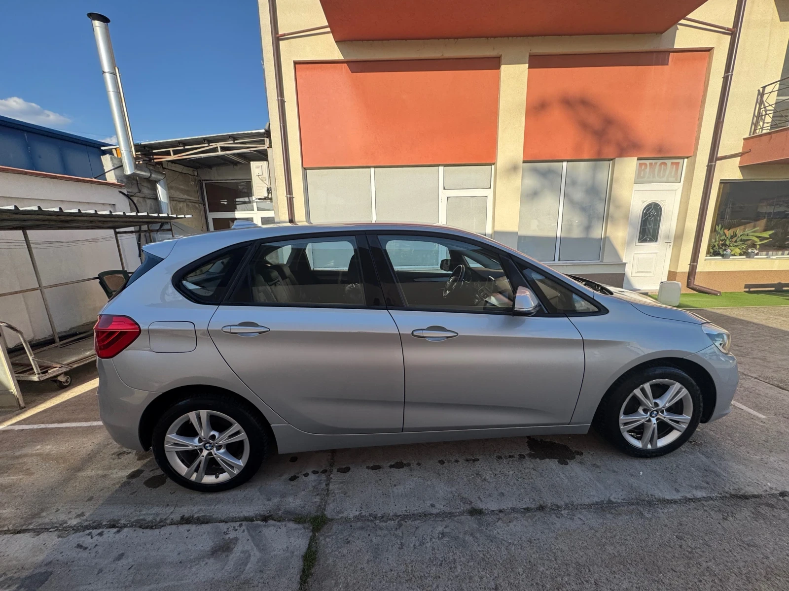 BMW 2 Active Tourer Xdrive 190кс. М пакет, снимка 5 - Автомобили и джипове - 53817288