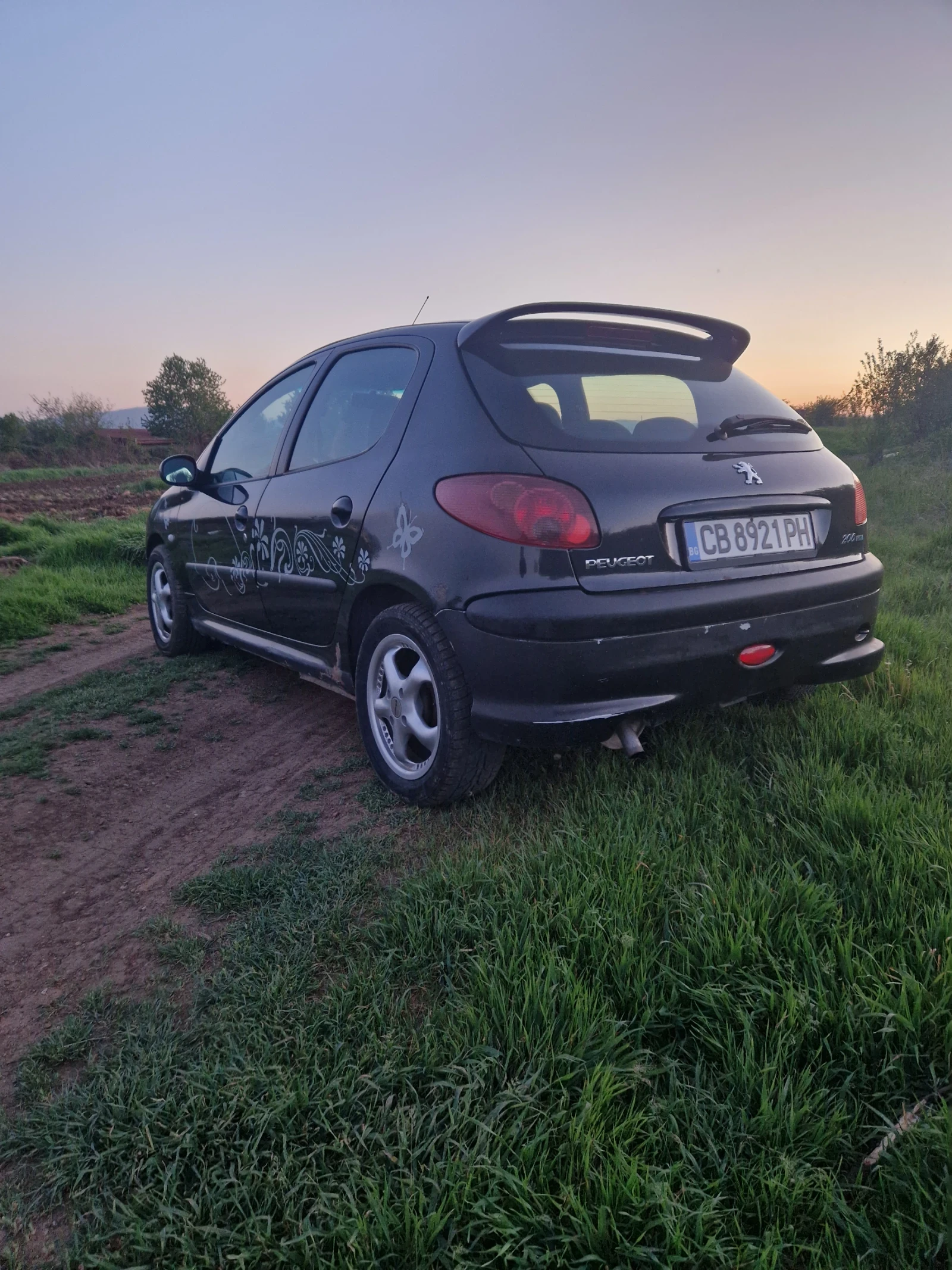 Peugeot 206 1.4 HDi, снимка 8 - Автомобили и джипове - 54371582