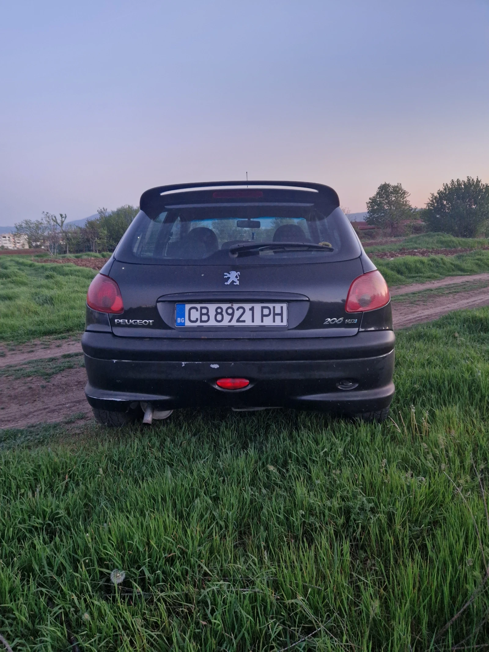Peugeot 206 1.4 HDi, снимка 7 - Автомобили и джипове - 54371582