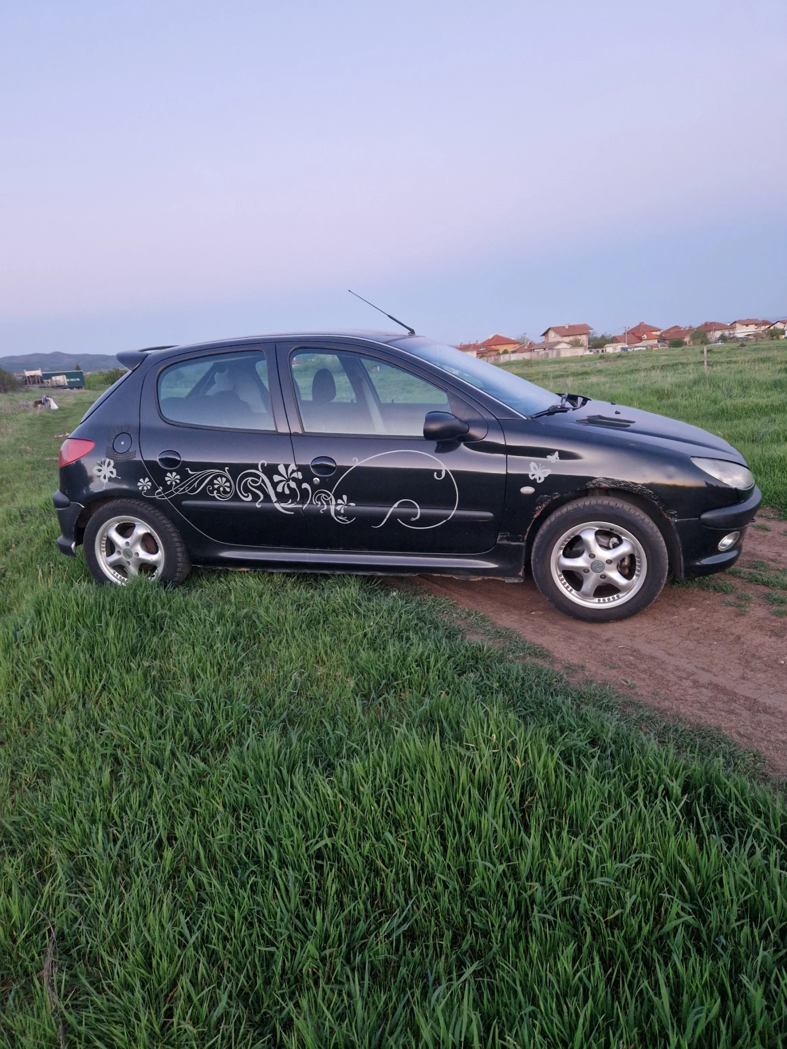 Peugeot 206 1.4 HDi, снимка 6 - Автомобили и джипове - 54371582
