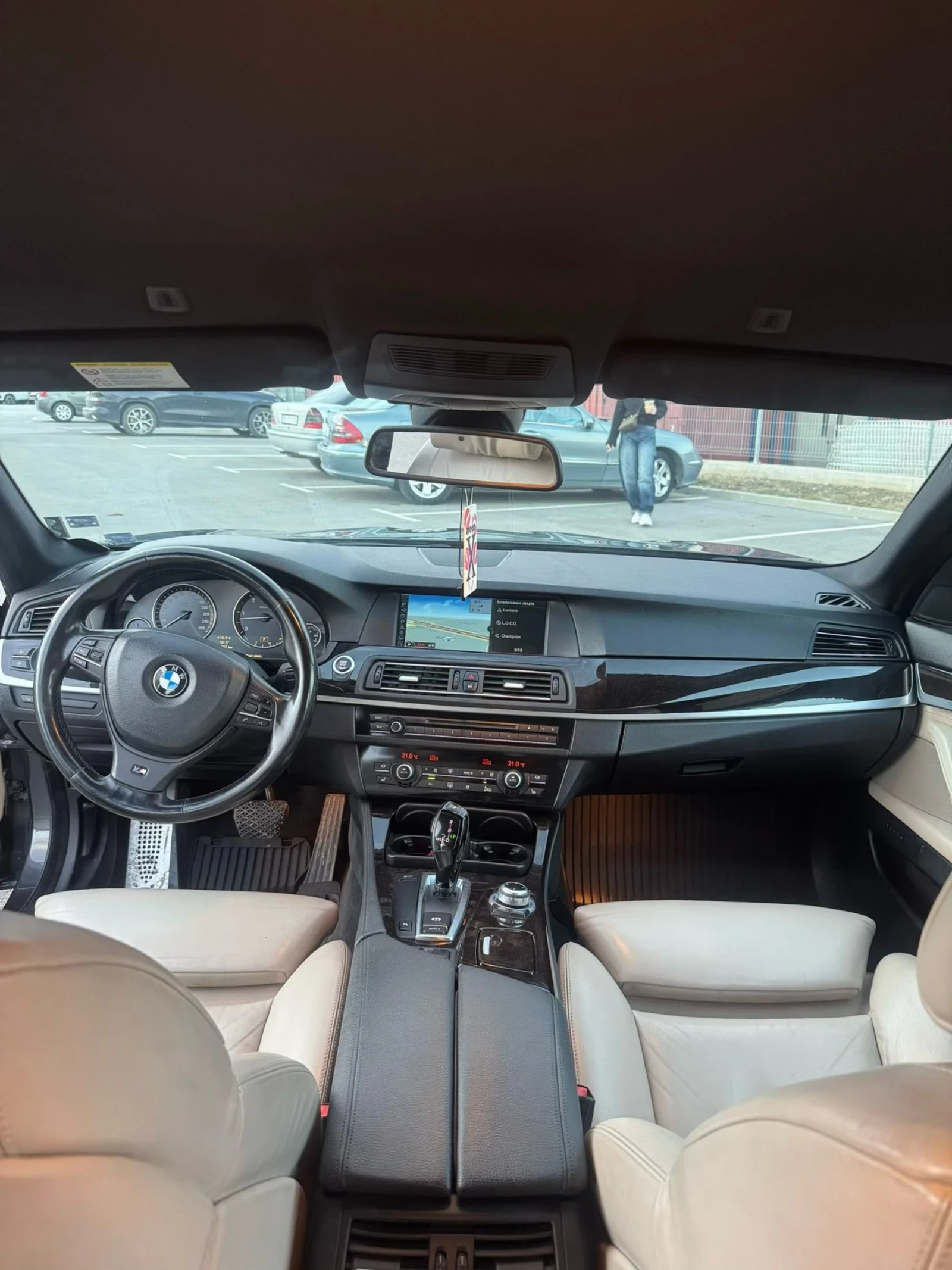 BMW 530 M PACK / 8ZF / HEAD UP / RWD, снимка 10 - Автомобили и джипове - 54402821
