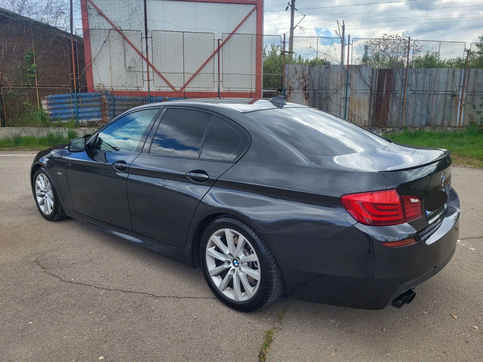 BMW 530 M PACK / 8ZF / HEAD UP / RWD, снимка 3 - Автомобили и джипове - 54402821