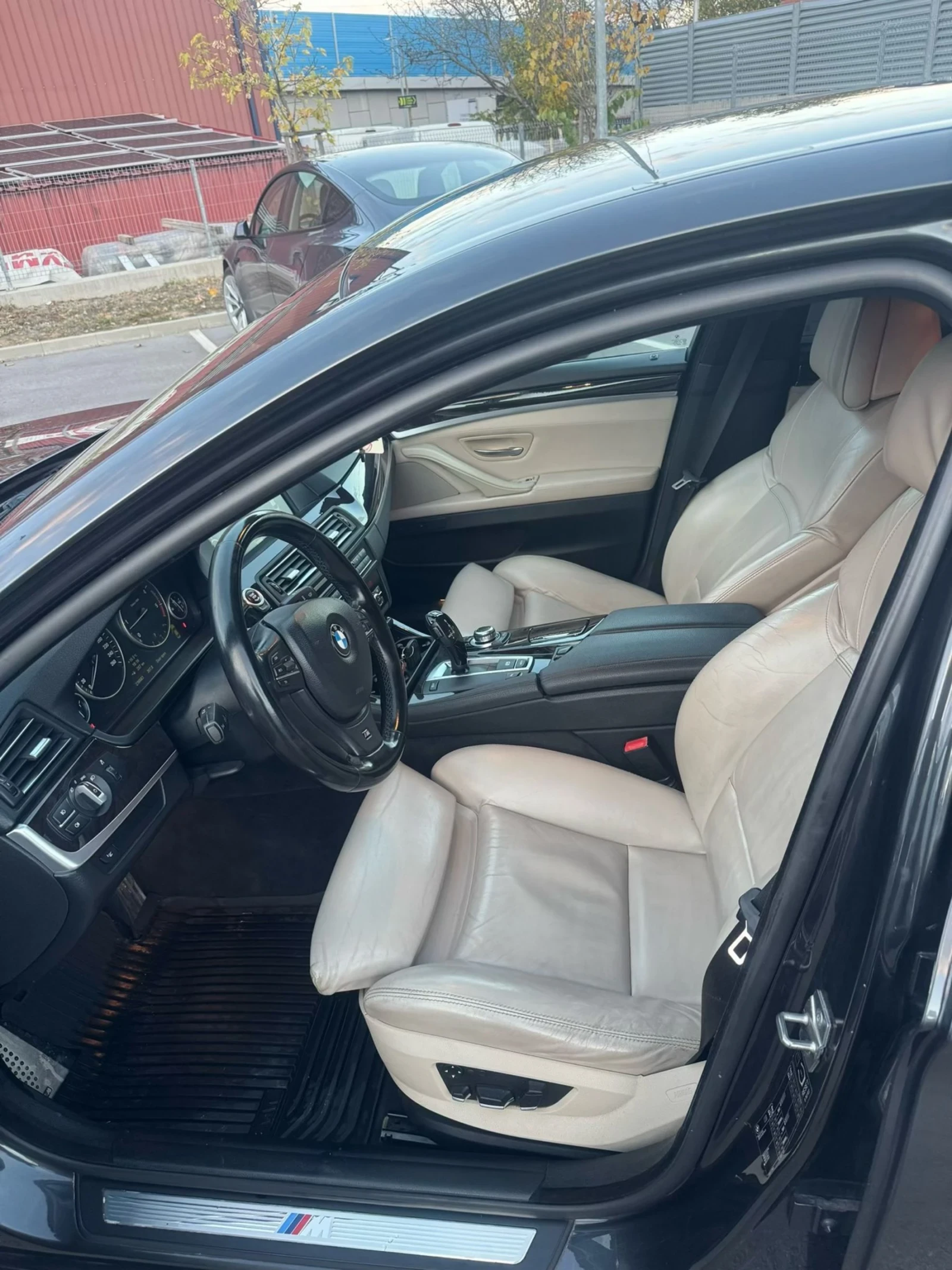 BMW 530 M PACK / 8ZF / HEAD UP / RWD, снимка 5 - Автомобили и джипове - 54514147