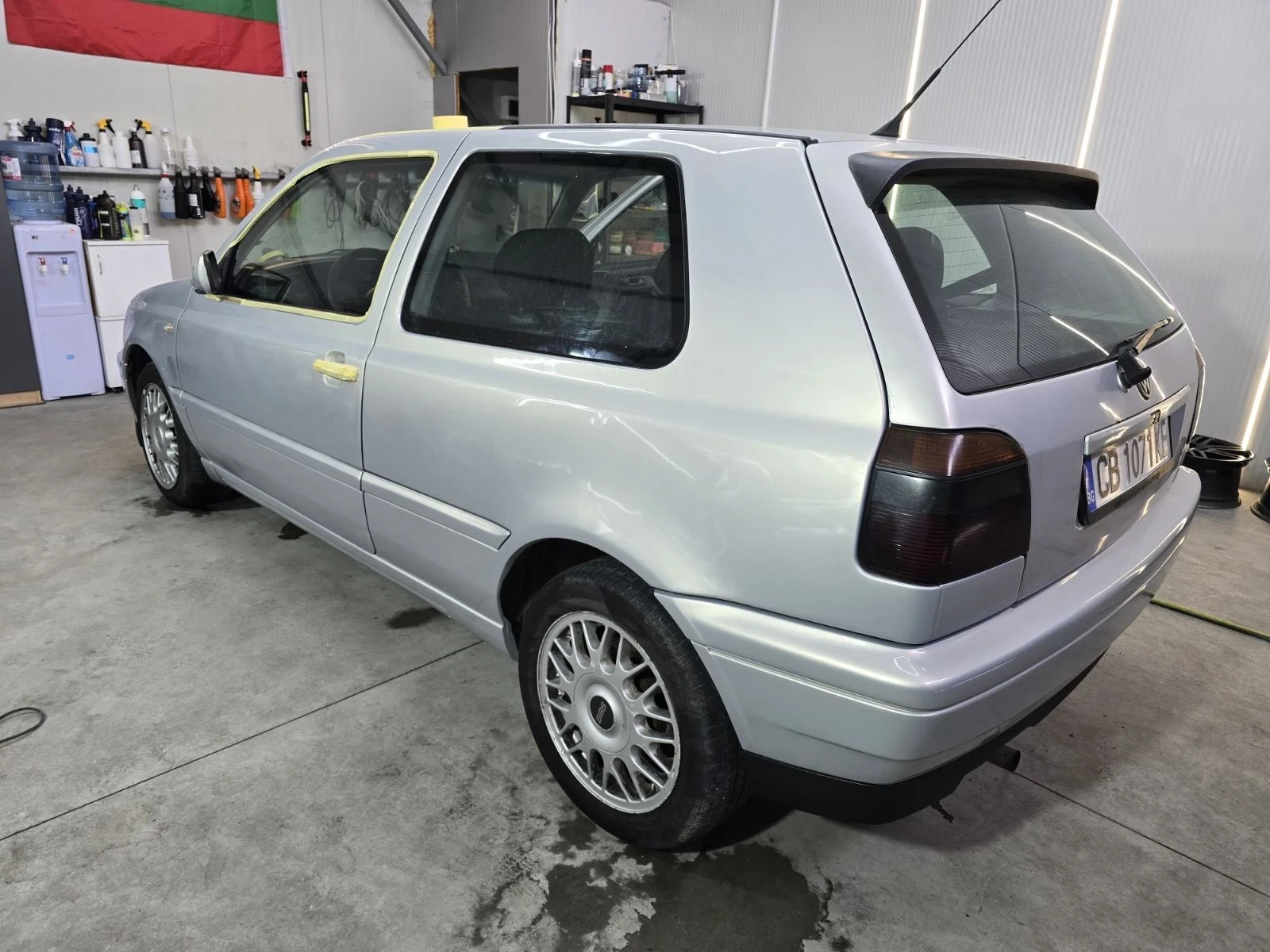 VW Golf 1.6 АВТОМАТ , снимка 7 - Автомобили и джипове - 54669946