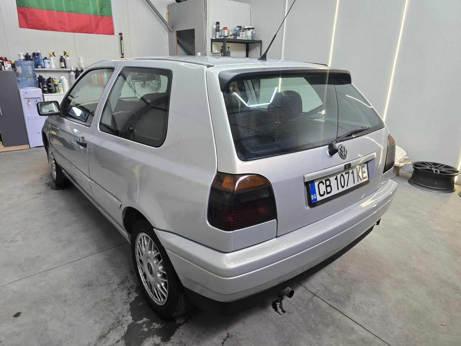 VW Golf 1.6 АВТОМАТ , снимка 5 - Автомобили и джипове - 54669946