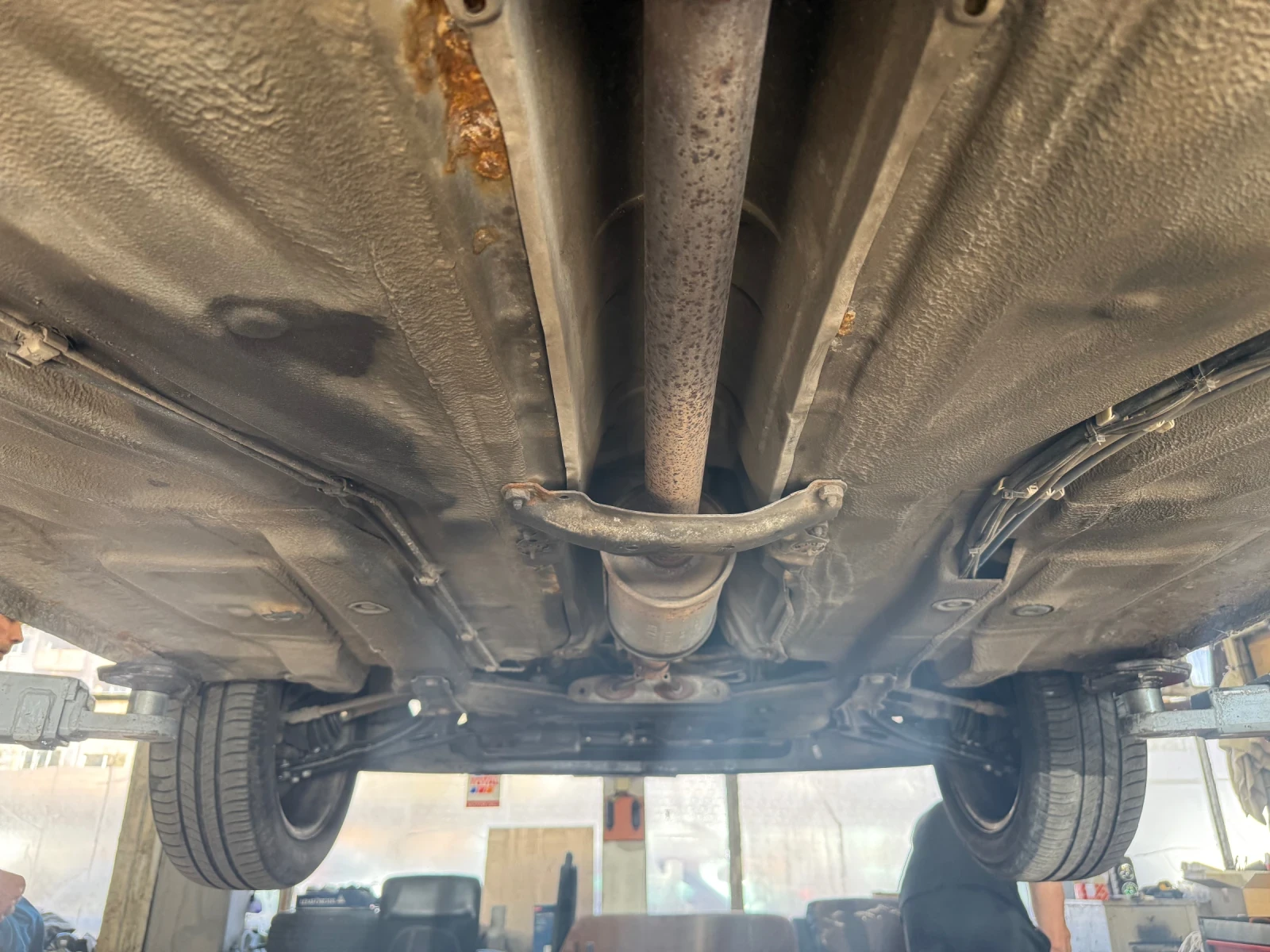 VW Golf 1.6 АВТОМАТ , снимка 16 - Автомобили и джипове - 54669946