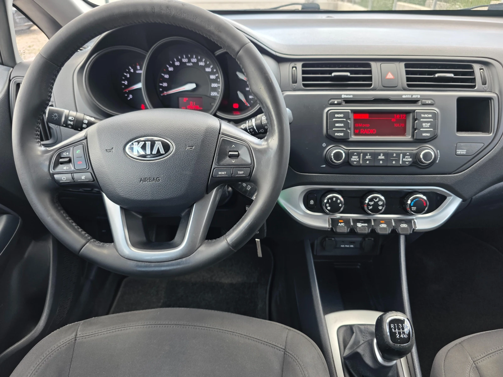 Kia Rio III-1.1 CRDI-12V-75hp, снимка 8 - Автомобили и джипове - 55230875