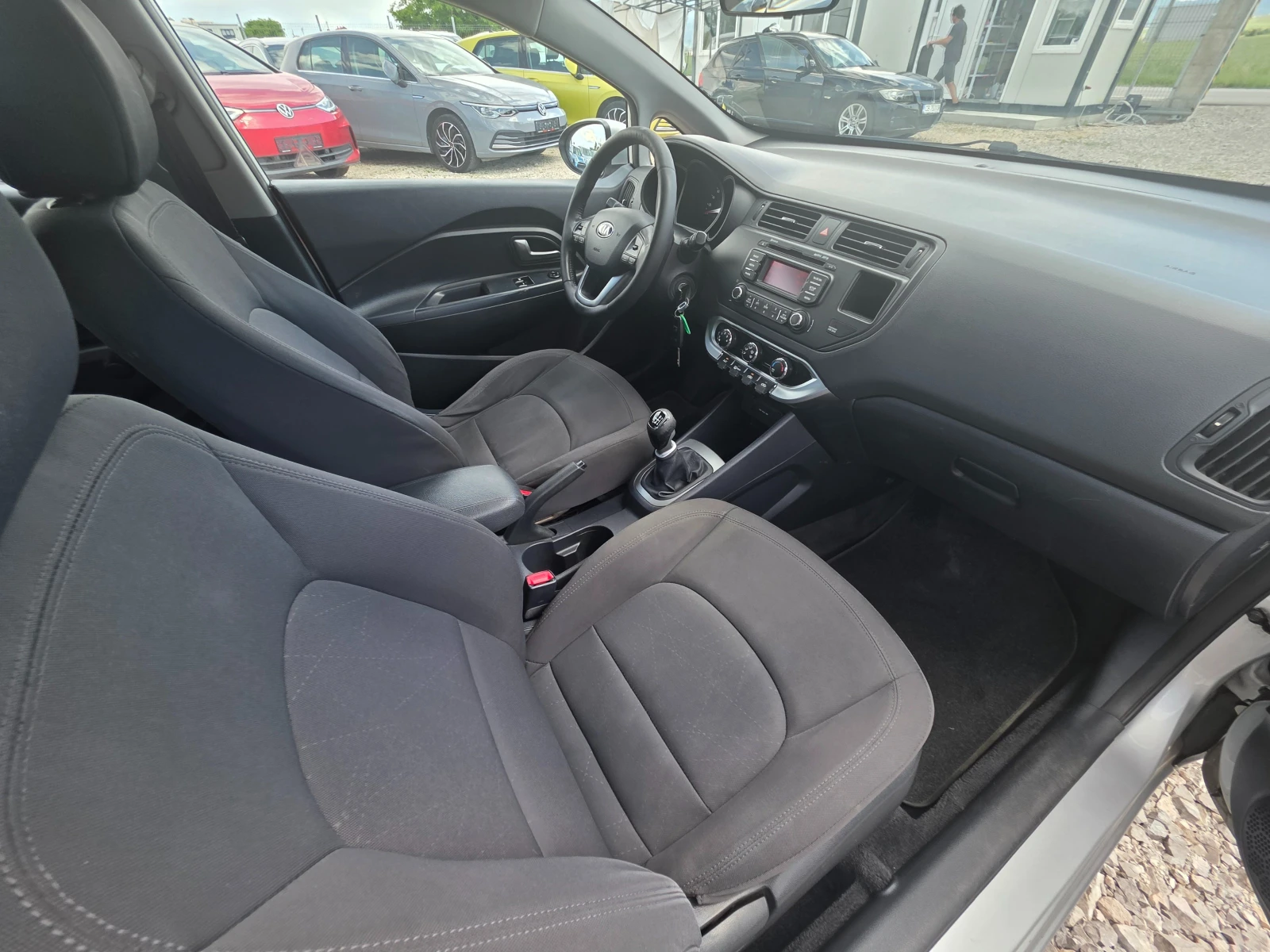 Kia Rio III-1.1 CRDI-12V-75hp, снимка 16 - Автомобили и джипове - 55230875