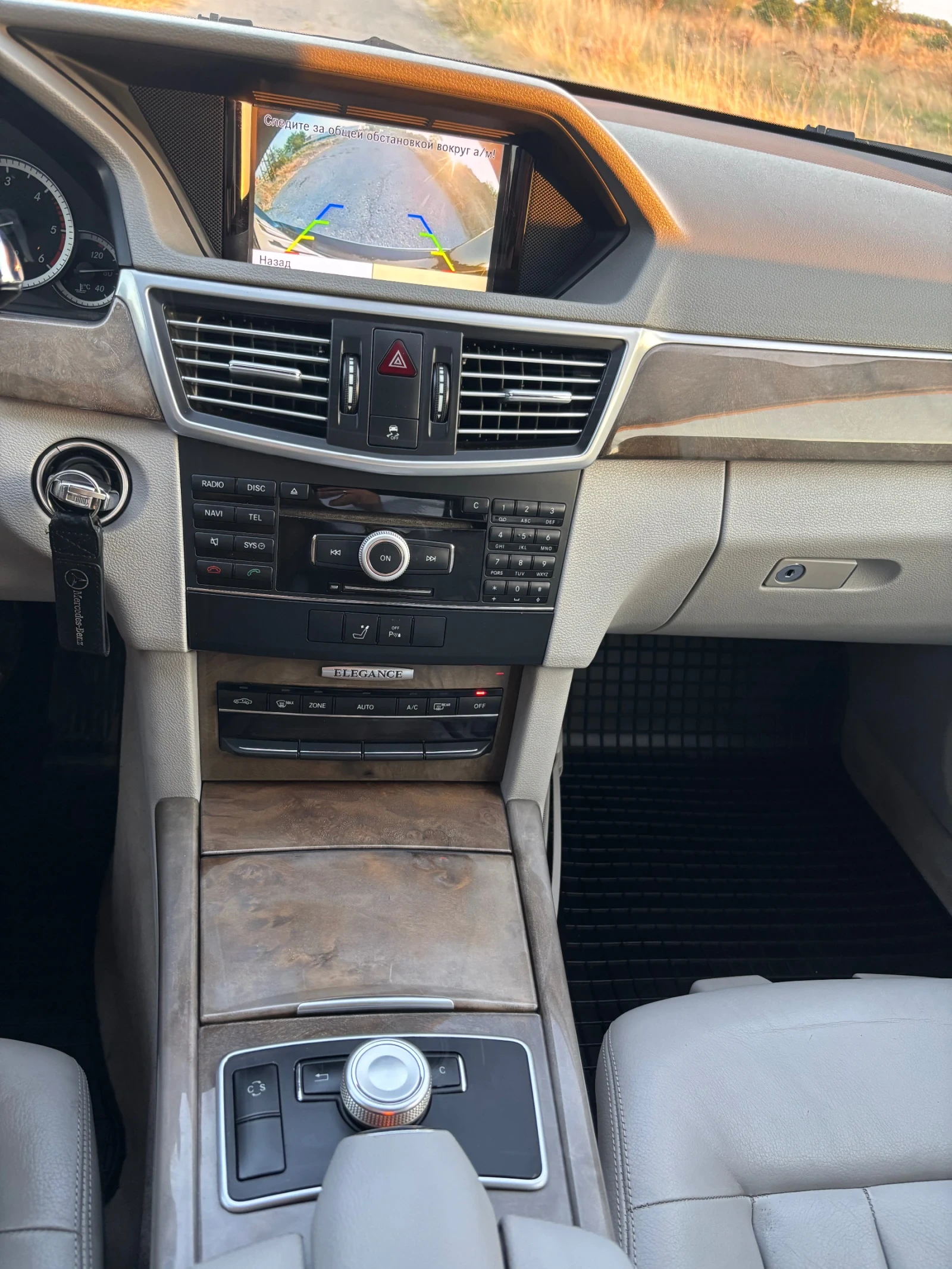 Mercedes-Benz E 350, снимка 11 - Автомобили и джипове - 55496088