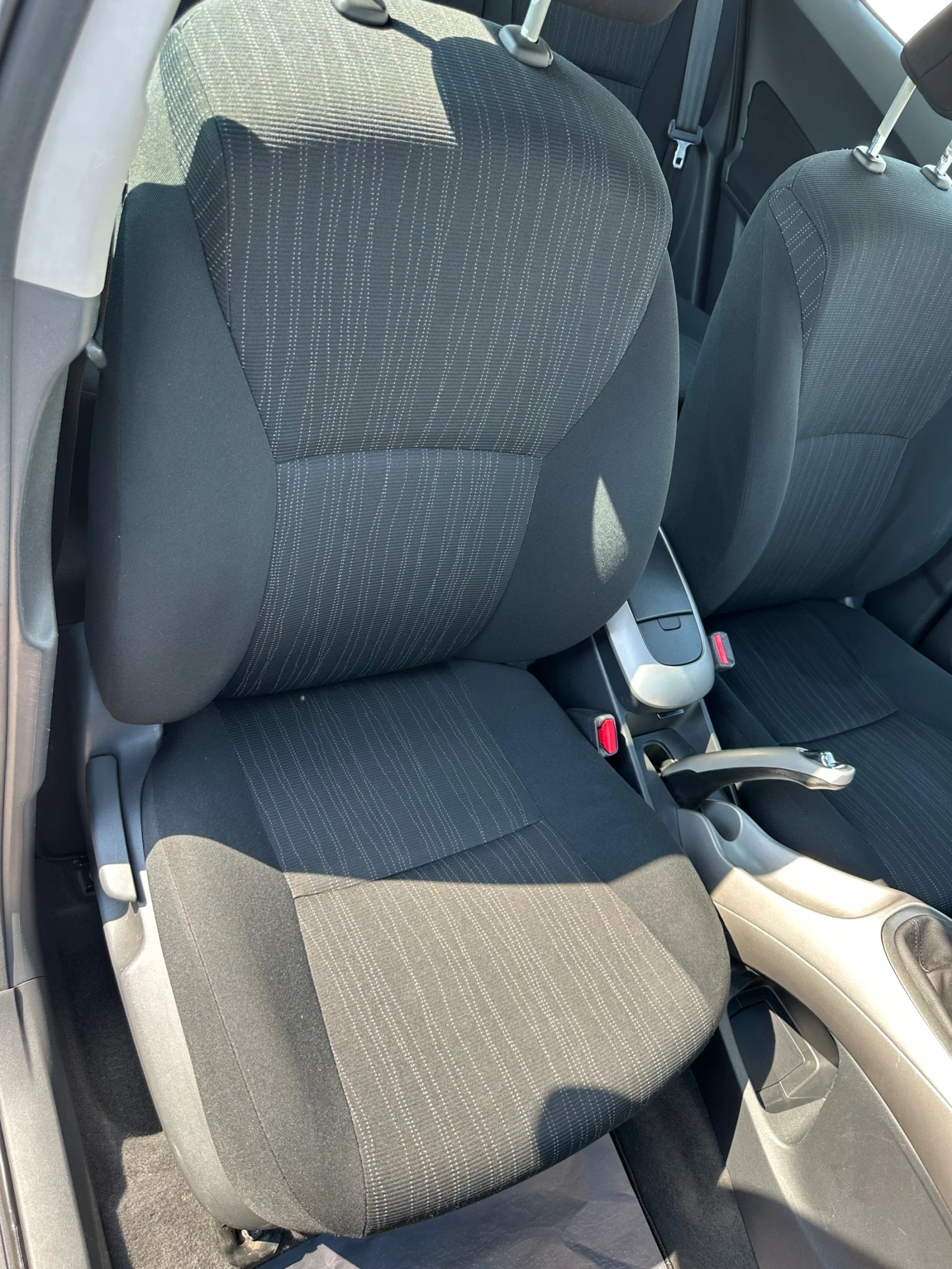 Toyota Auris 2.0D-4D 126к.с нов внос!, снимка 10 - Автомобили и джипове - 55652797