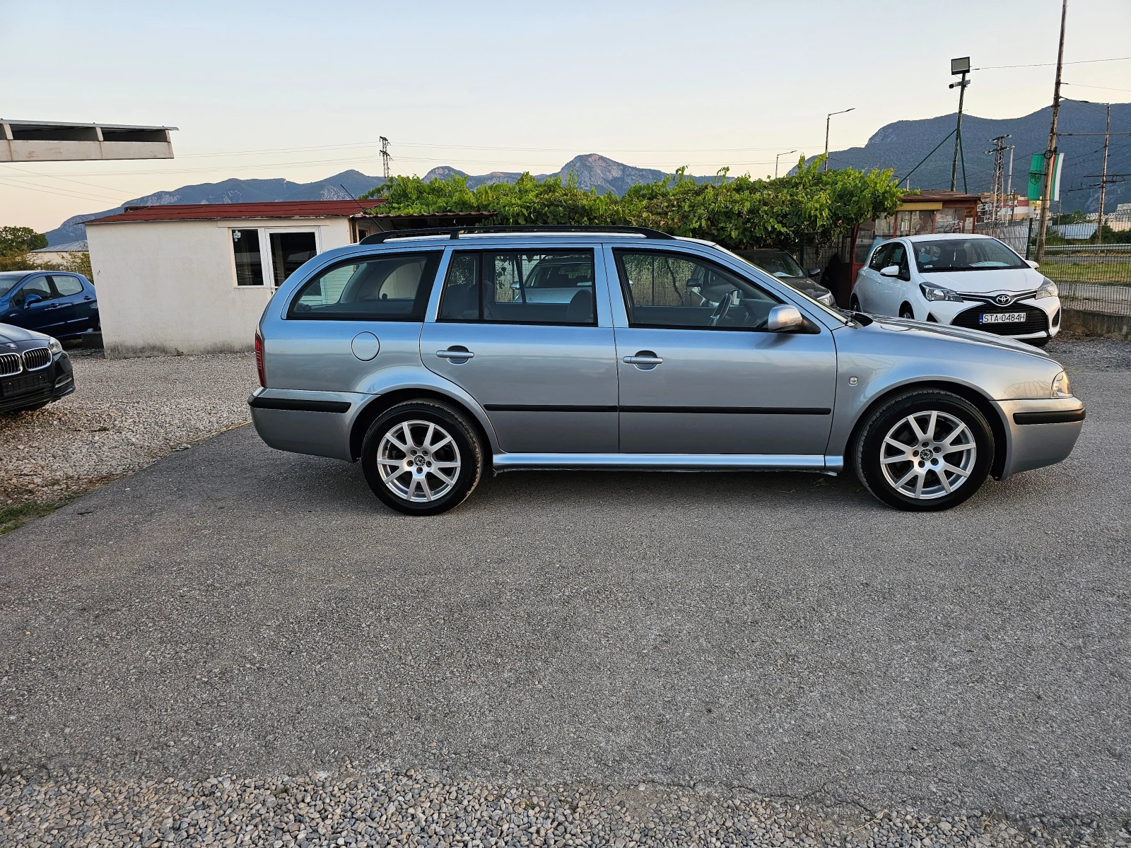 Skoda Octavia 1.9TDI 90kc  Feislift 195000km, снимка 4 - Автомобили и джипове - 55793039