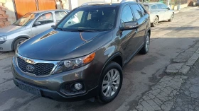 Kia Sorento 2.4 перфектен 4х4.Серв.история, снимка 1