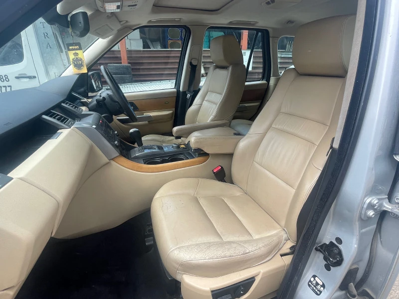 Land Rover Range Rover Sport 2.7hse//Harman//Ксенон, снимка 11 - Автомобили и джипове - 40897530