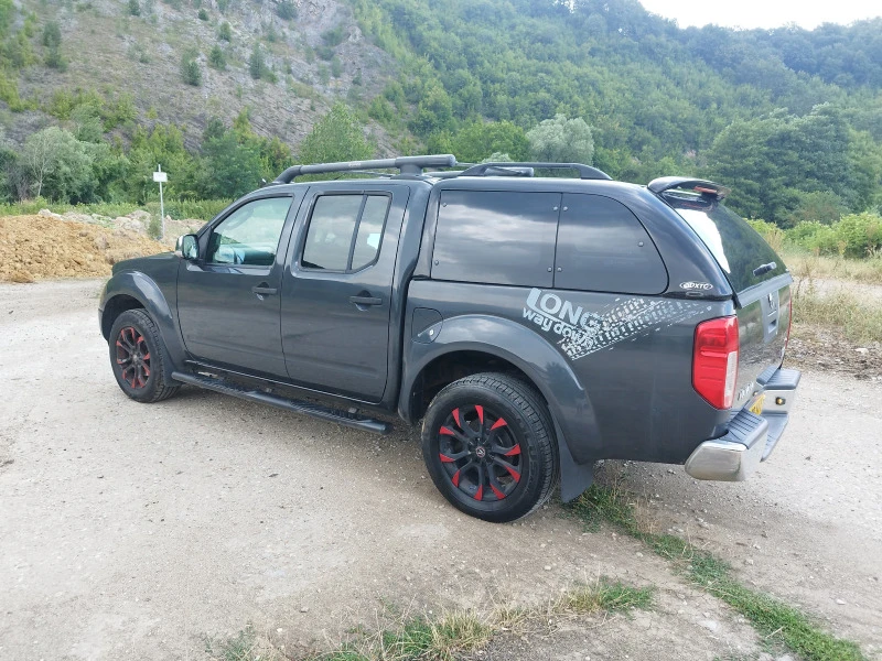 Nissan Navara Long way down, снимка 10 - Автомобили и джипове - 46714042