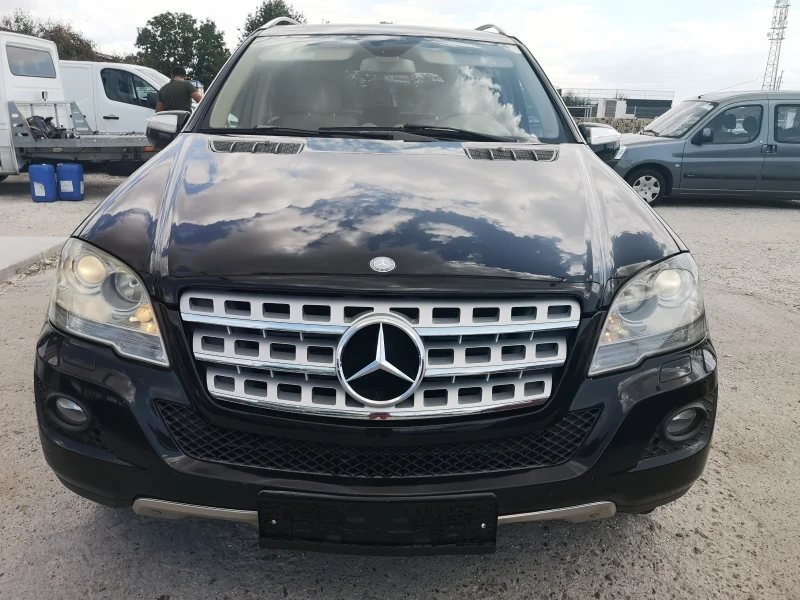 Mercedes-Benz ML 320 FACE! ОТЛИЧНО СЪСТОЯНИЕ! , снимка 2 - Автомобили и джипове - 46865215