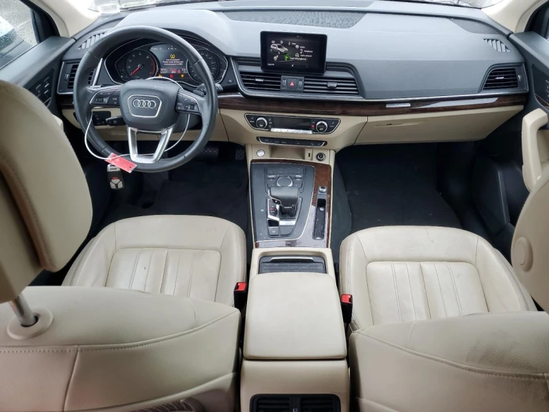 Audi Q5 PREMIUM  , снимка 8 - Автомобили и джипове - 48131813