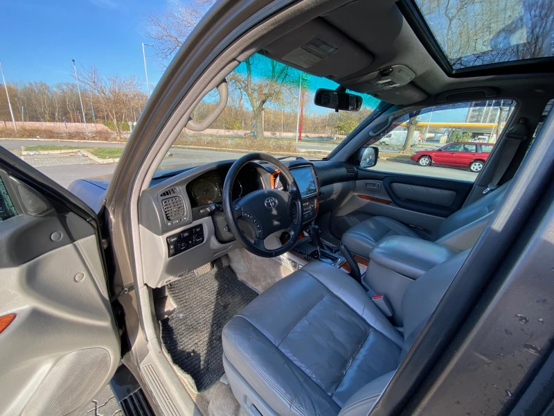 Toyota Land cruiser, снимка 14 - Автомобили и джипове - 51259347
