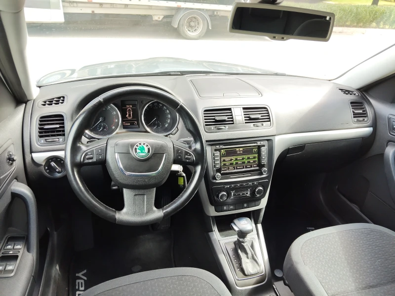 Skoda Yeti 1, 2i 105ps DSG NAVI, снимка 6 - Автомобили и джипове - 51595914