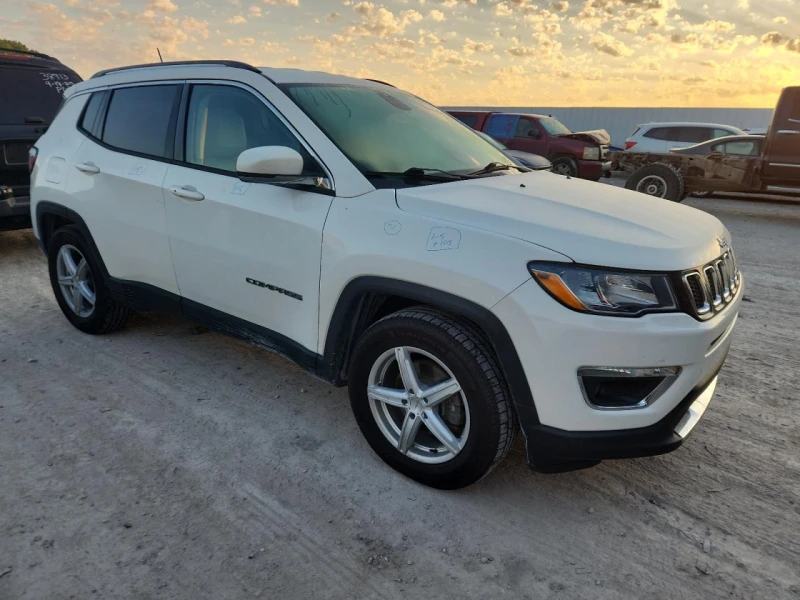 Jeep Compass Limited, снимка 5 - Автомобили и джипове - 52553852