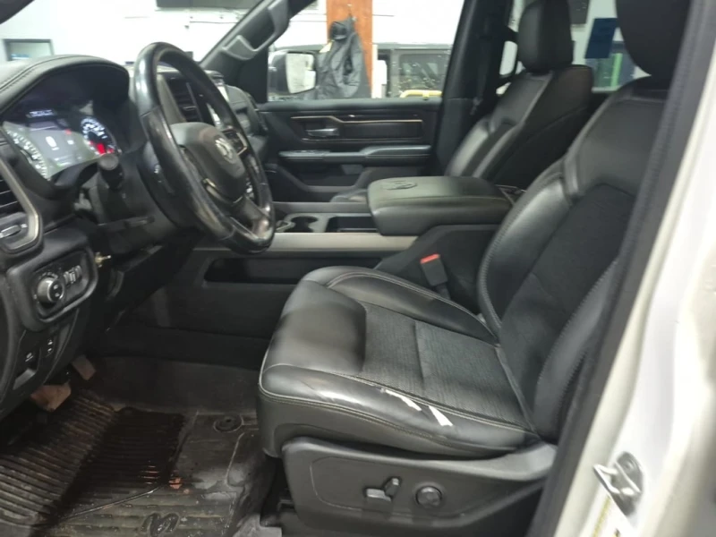 Dodge RAM 1500 * Sport * CARFAX * ФИНАНСИРАНЕ , снимка 5 - Автомобили и джипове - 52831612