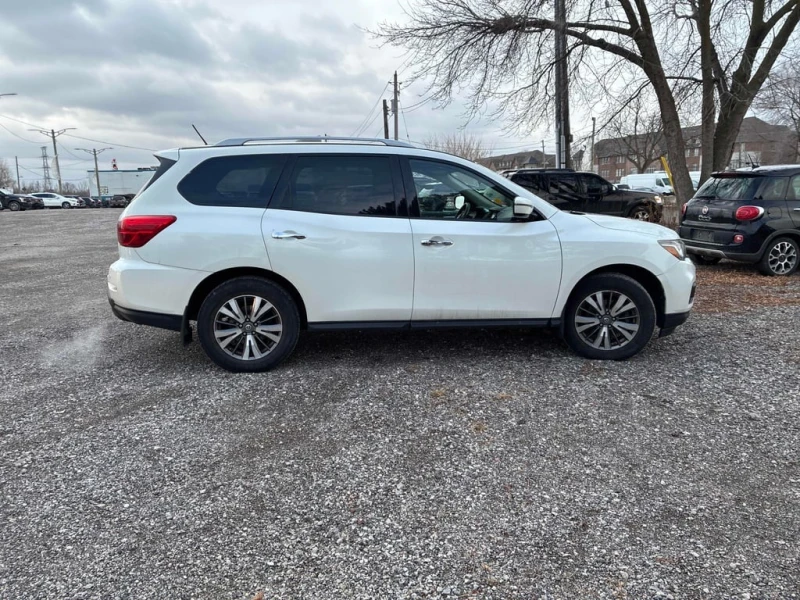 Nissan Pathfinder * 4WD 4dr * CARFAX * БЕЗ ПЪРВОНАЧАЛНА ВНОСКА, снимка 3 - Автомобили и джипове - 52877717