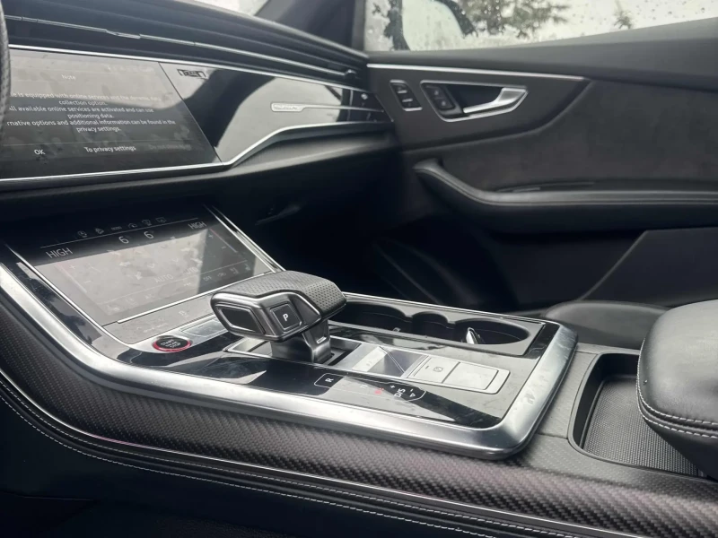 Audi RSQ8 4.4L V8 QUATTRO S-LINE, снимка 12 - Автомобили и джипове - 53199182