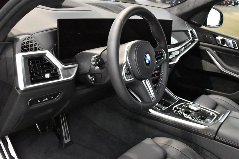 BMW X7 M60i xDrive = M-Sport Pro= Exclusive Гаранция, снимка 5 - Автомобили и джипове - 47407614