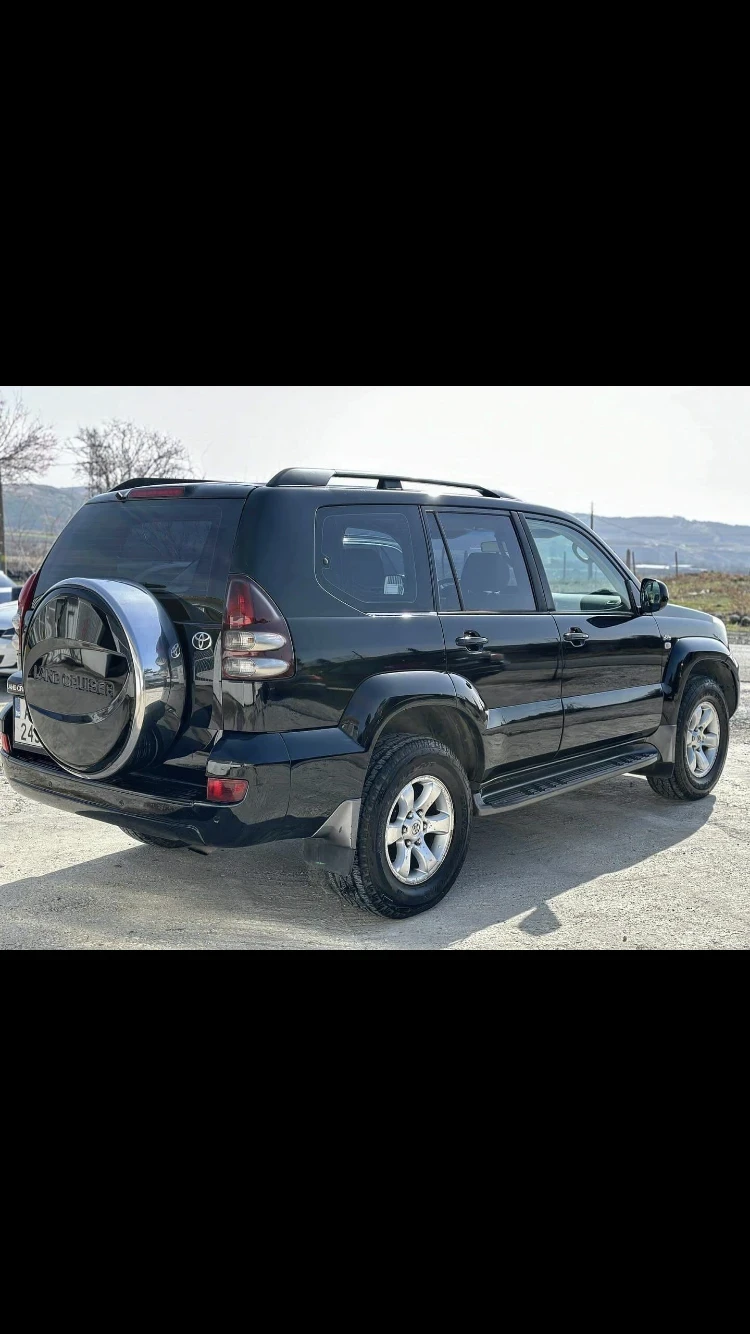 Toyota Land cruiser Diese3.0, снимка 3 - Автомобили и джипове - 47617039