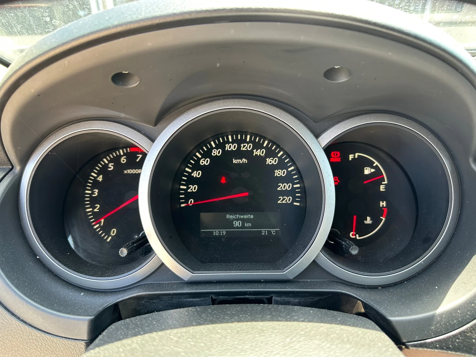 Suzuki Grand vitara 2.4i - изображение 10