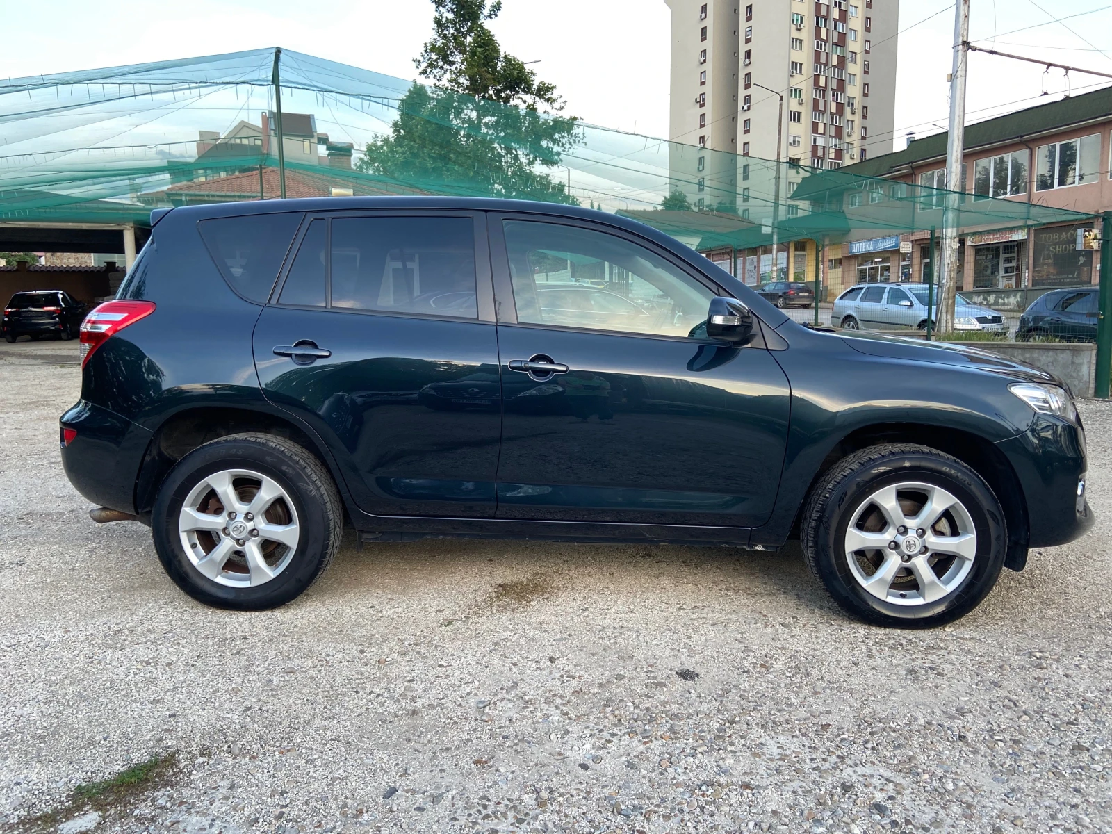 Toyota Rav4 2.0I 158kс Автомат Камера Keyless Швейцария - изображение 6