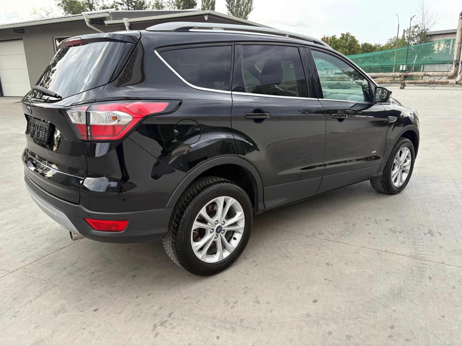 Ford Kuga Titanium 4x4 2.0 diesel 150kc Autamatic Euro 6 - изображение 8
