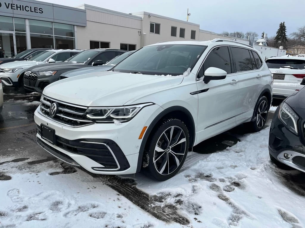 VW Tiguan Highline R Line| PANO | ОБДУХВАНЕ| ПОДГРЕВИ | AWD - изображение 2