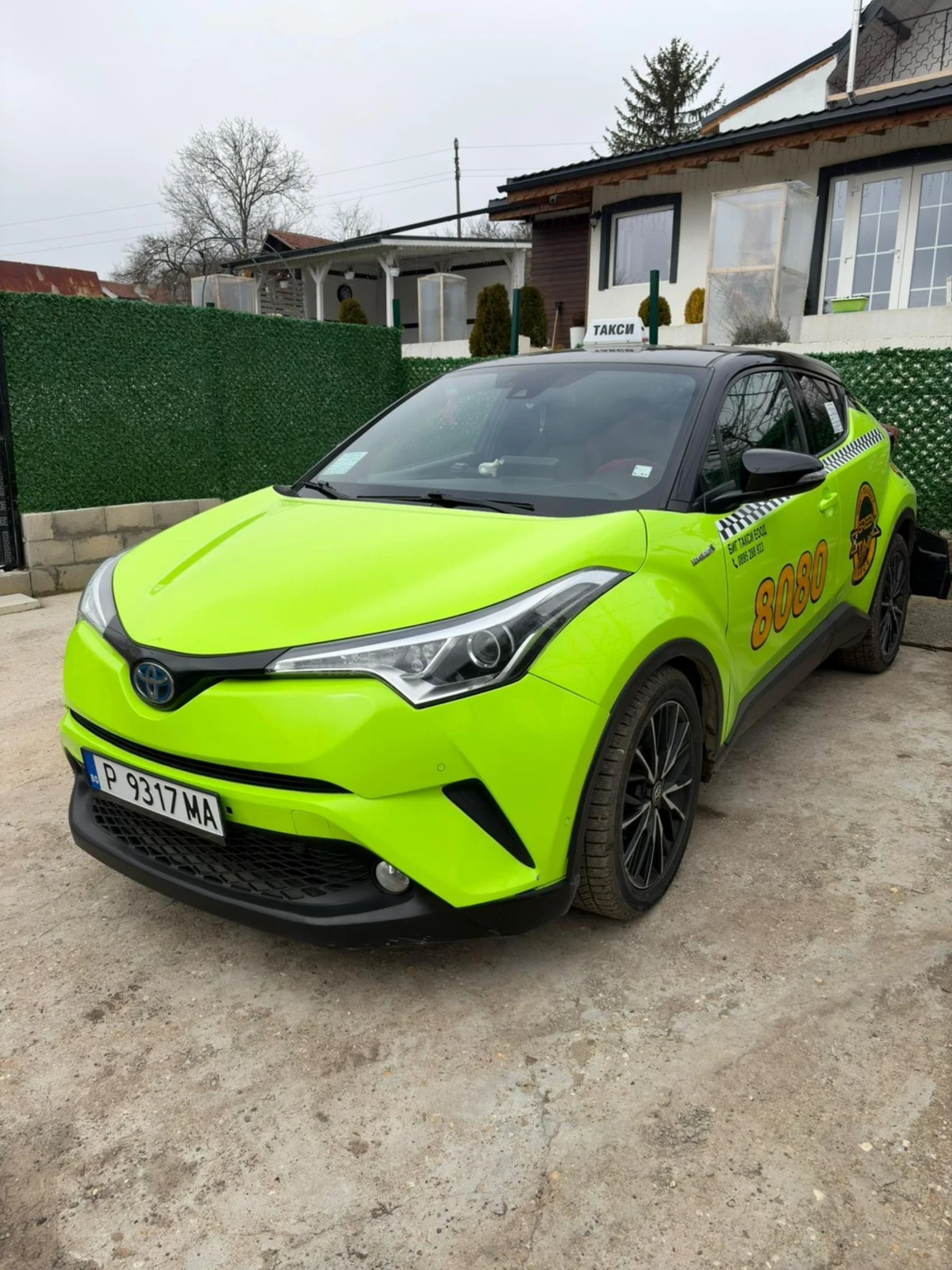 Toyota C-HR НОВА АГУ* ТАКСИ ОТ 10.25Г* ОБОРУДВАН С АПАРАТ