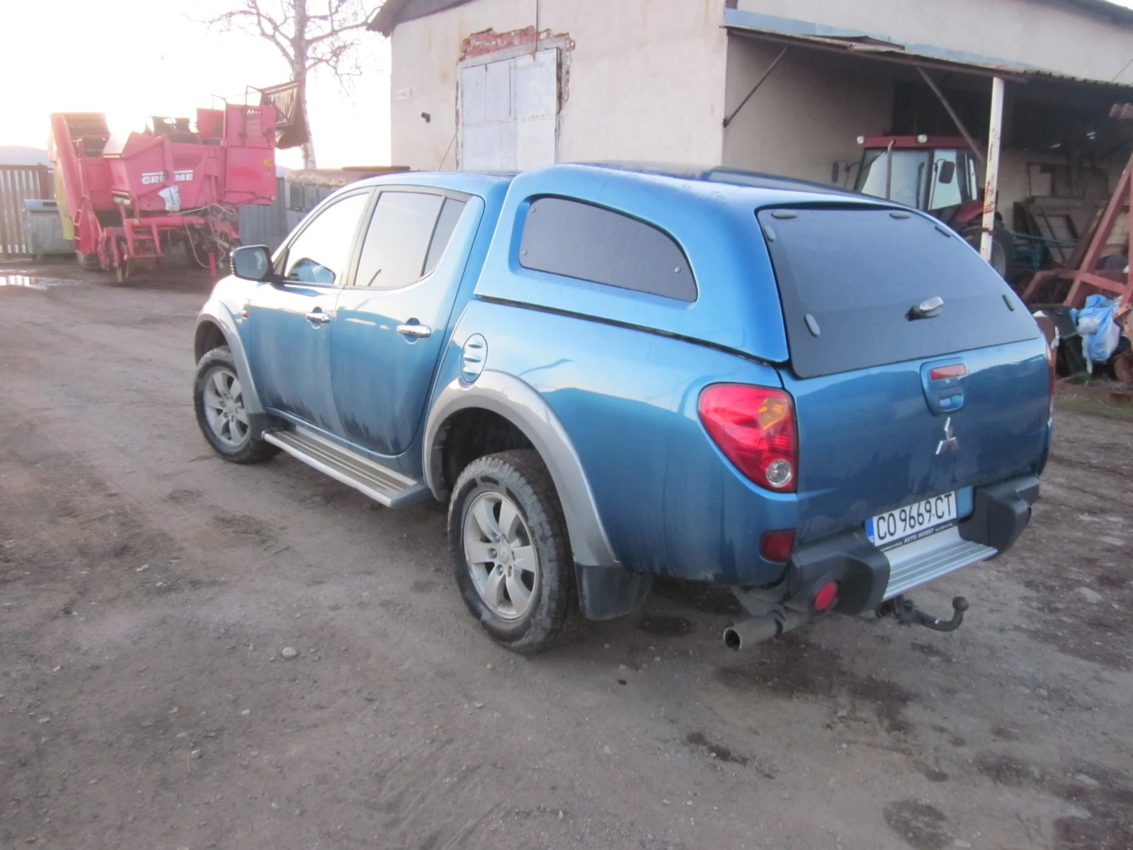 Mitsubishi L200, снимка 3 - Автомобили и джипове - 53953583