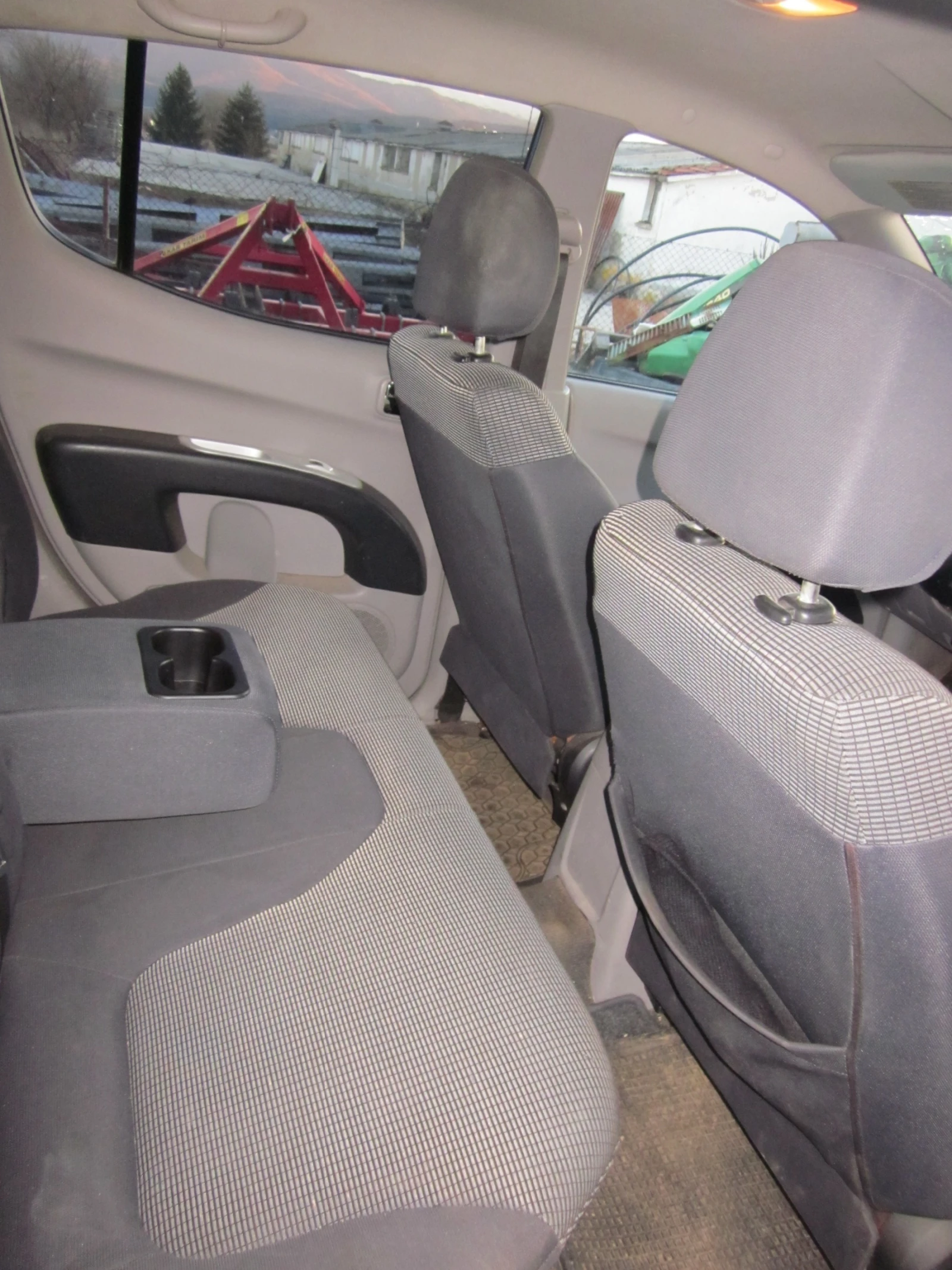 Mitsubishi L200, снимка 6 - Автомобили и джипове - 53953583