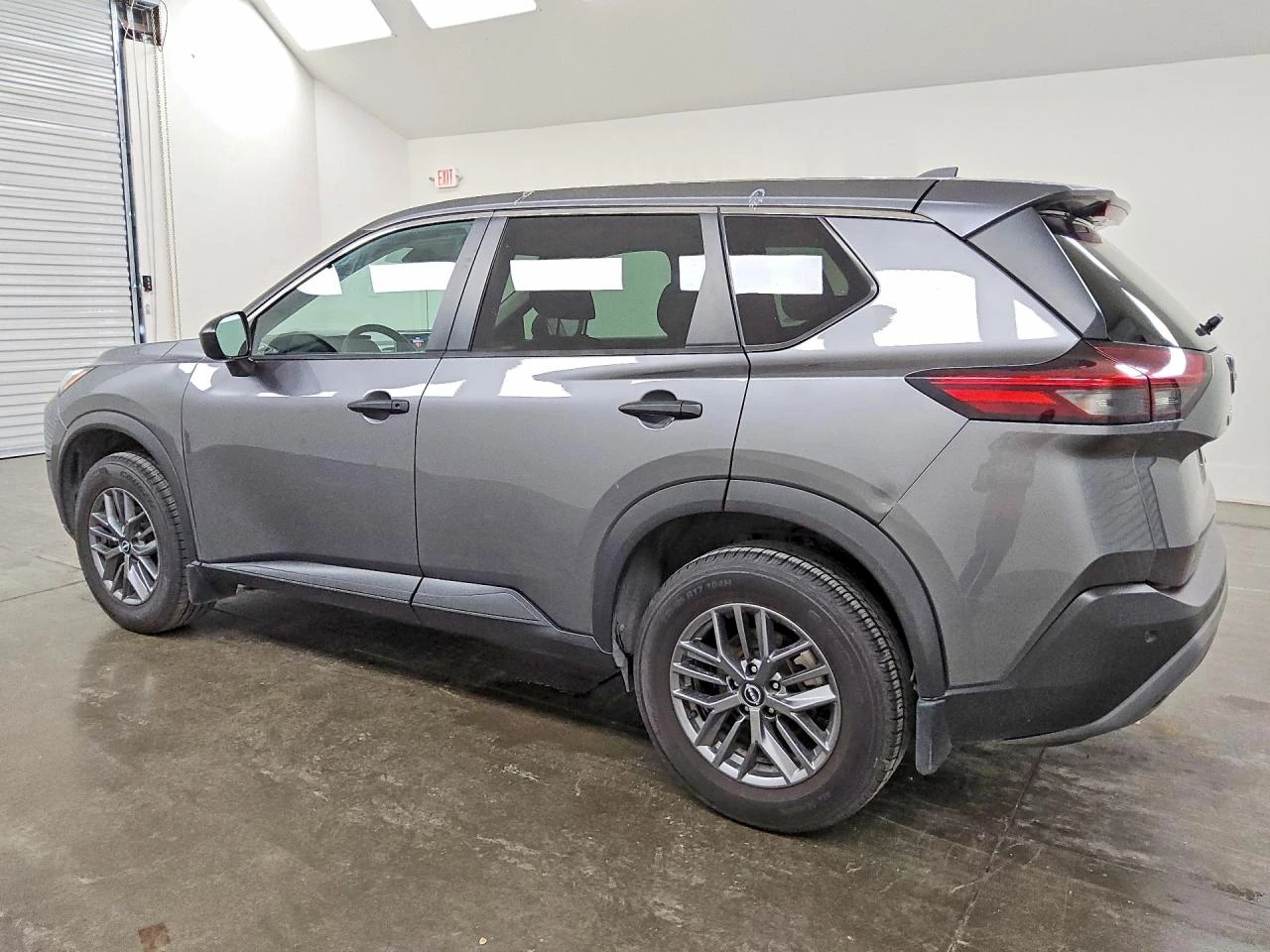 Nissan Rogue, снимка 5 - Автомобили и джипове - 53973619